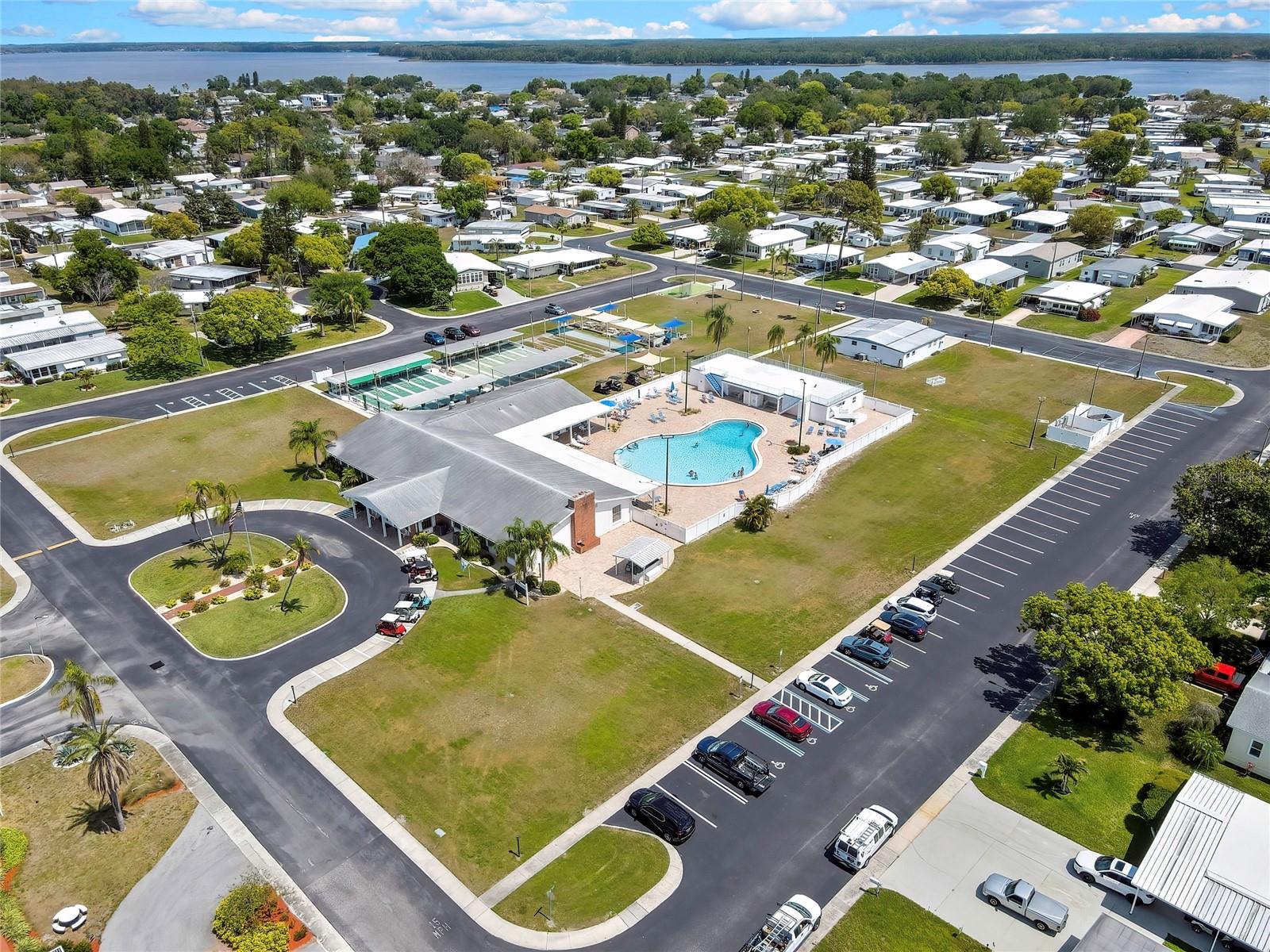 37 WILLIAM PENN WAY #13, PALM HARBOR, FL, 34684