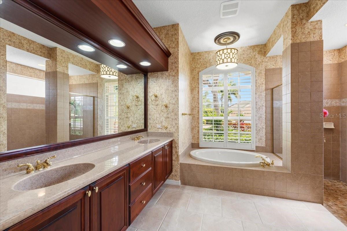 6914 TREYMORE CT, SARASOTA, FL, 34243