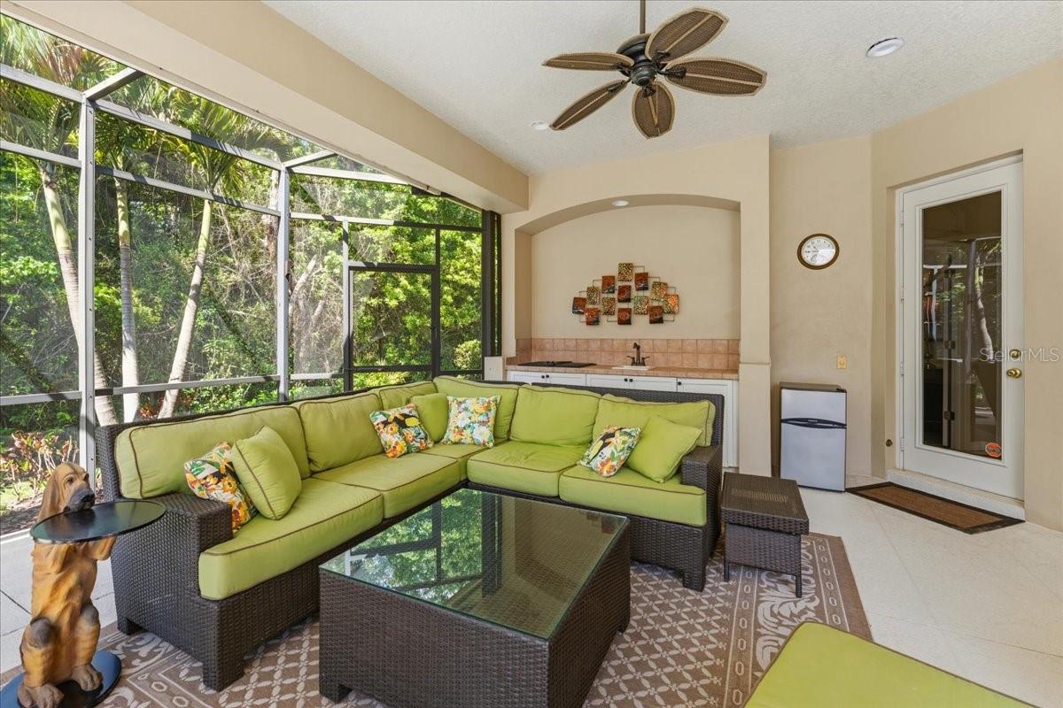 6914 TREYMORE CT, SARASOTA, FL, 34243