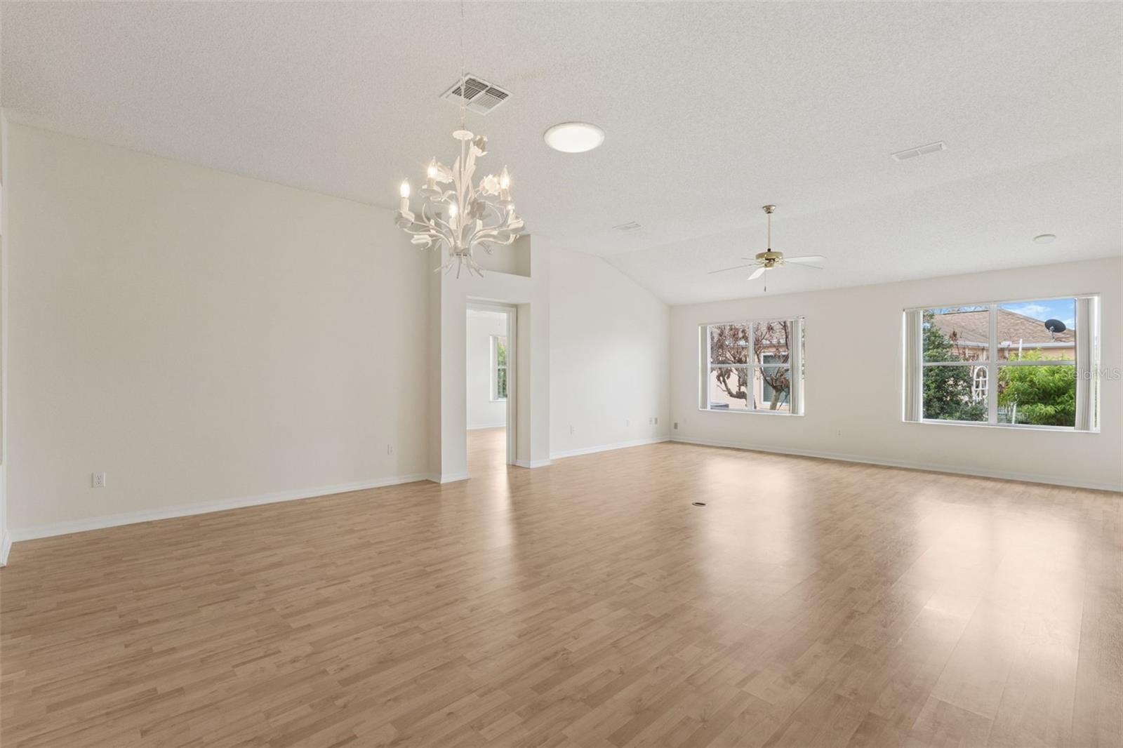 720 SAN MARINO DR, THE VILLAGES, FL, 32159
