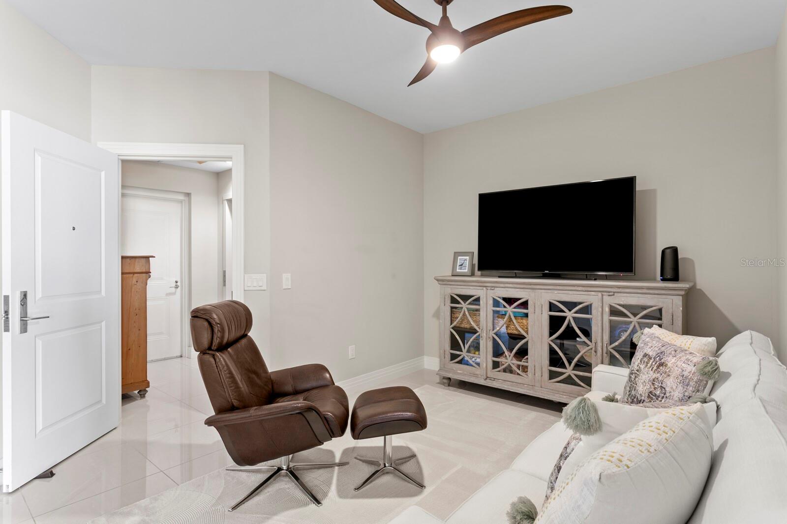 Flex Space - Office, Den, Formal Sitting Room, Play Room,