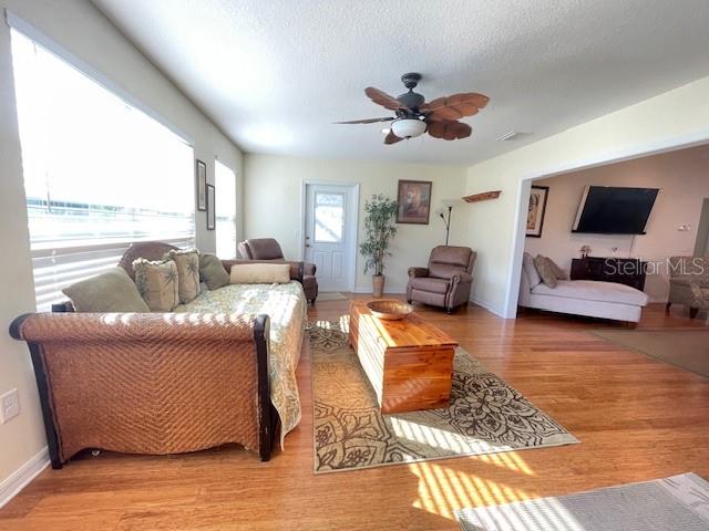 1620 LYNCHBURG LOOP, THE VILLAGES, FL, 32162