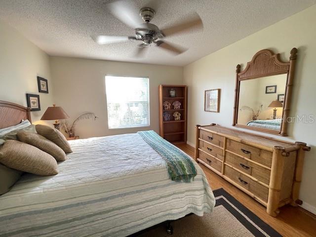1620 LYNCHBURG LOOP, THE VILLAGES, FL, 32162