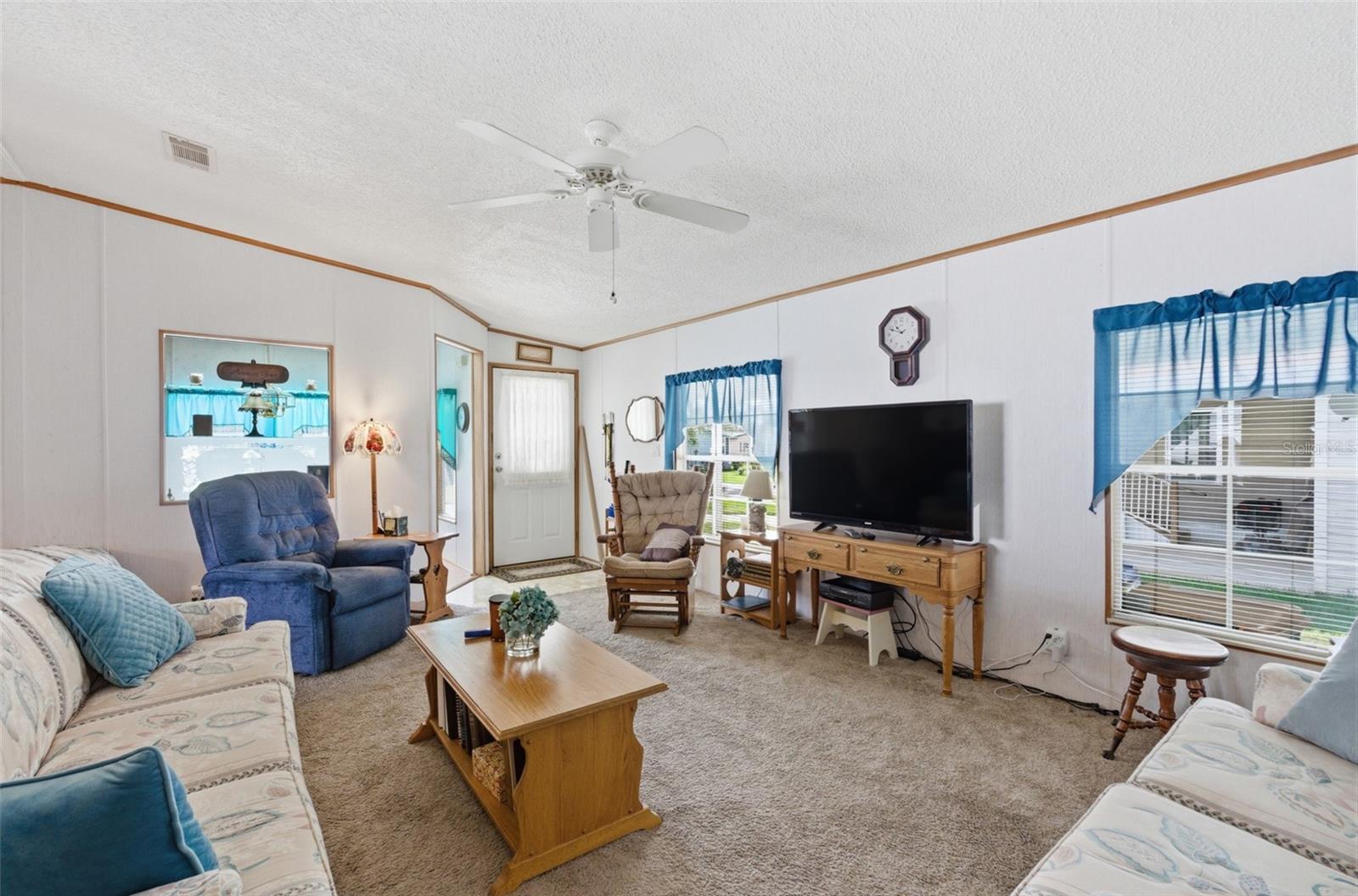 456 SANTA FE ROAD, TAVARES, FL, 32778