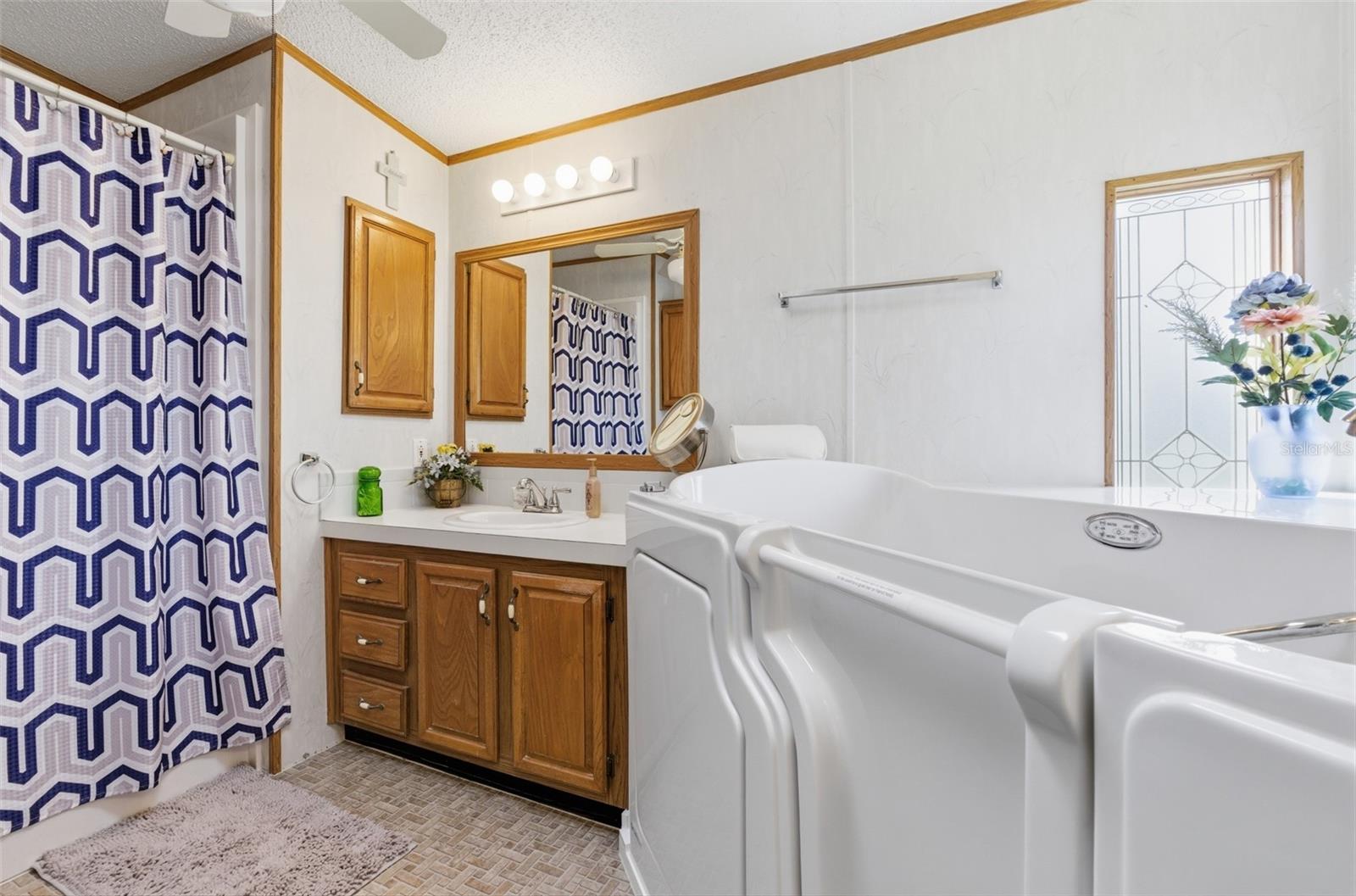 456 SANTA FE ROAD, TAVARES, FL, 32778