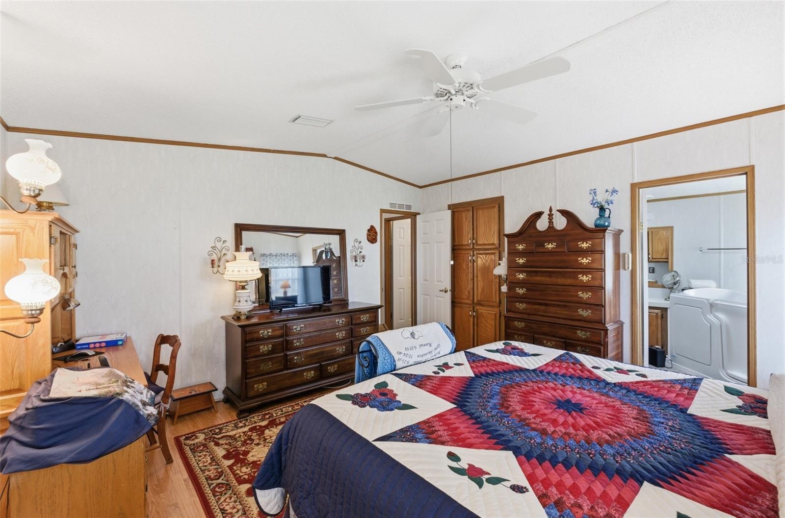 456 SANTA FE ROAD, TAVARES, FL, 32778