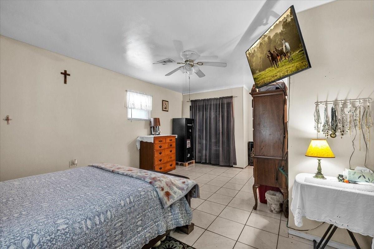 1326 NE FORREST AVE, ARCADIA, FL, 34266