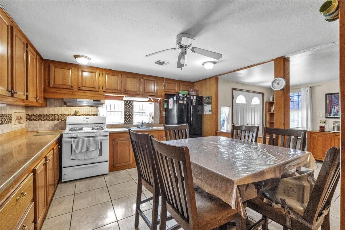 1326 NE FORREST AVE, ARCADIA, FL, 34266