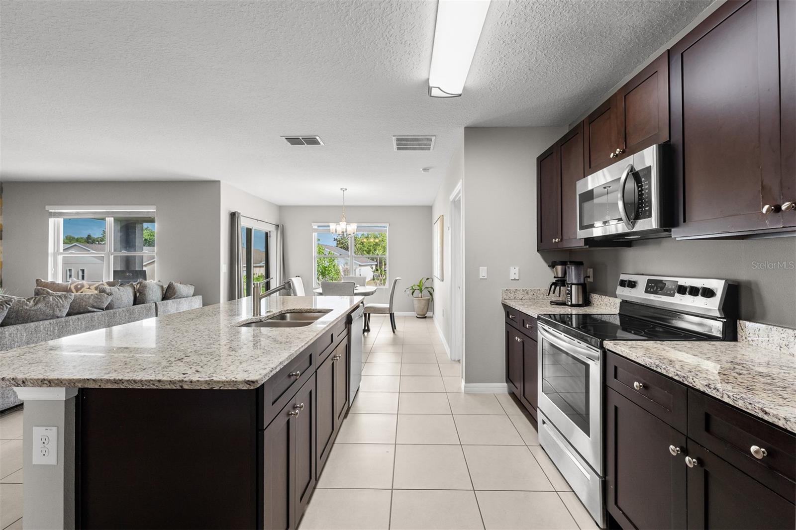 412 ABERDEEN DR, DAVENPORT, FL, 33896