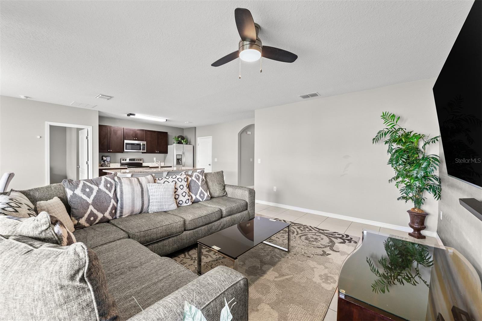 412 ABERDEEN DR, DAVENPORT, FL, 33896