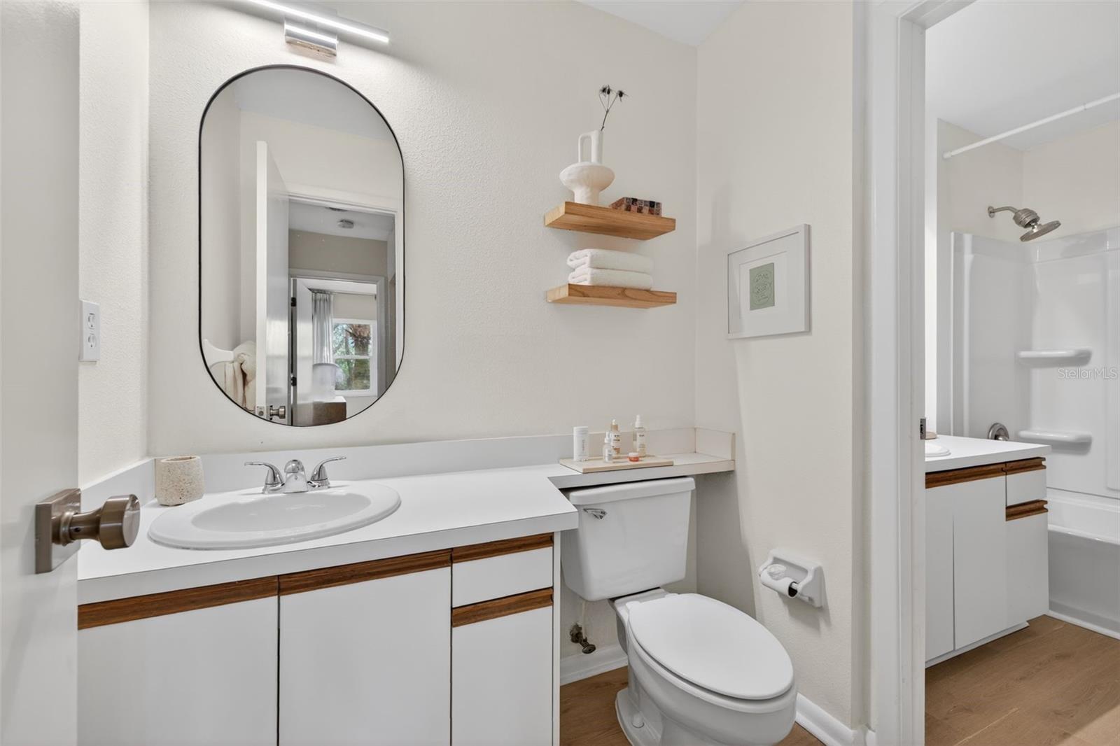 492 SANTA CRUZ PL NE #E, ST PETERSBURG, FL, 33703