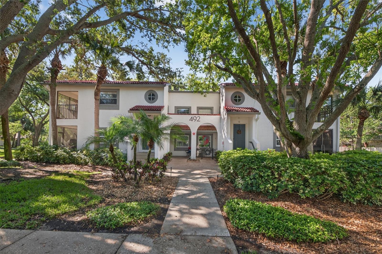 492 SANTA CRUZ PL NE #E, ST PETERSBURG, FL, 33703