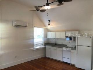 303 MARY AVE #3, NEW SMYRNA BEACH, FL, 32168