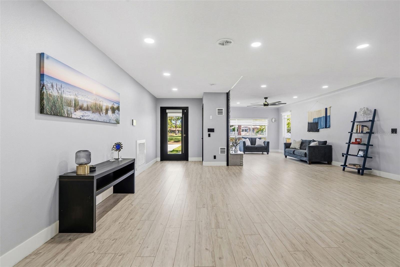 6228 7TH AVE N, ST PETERSBURG, FL, 33710