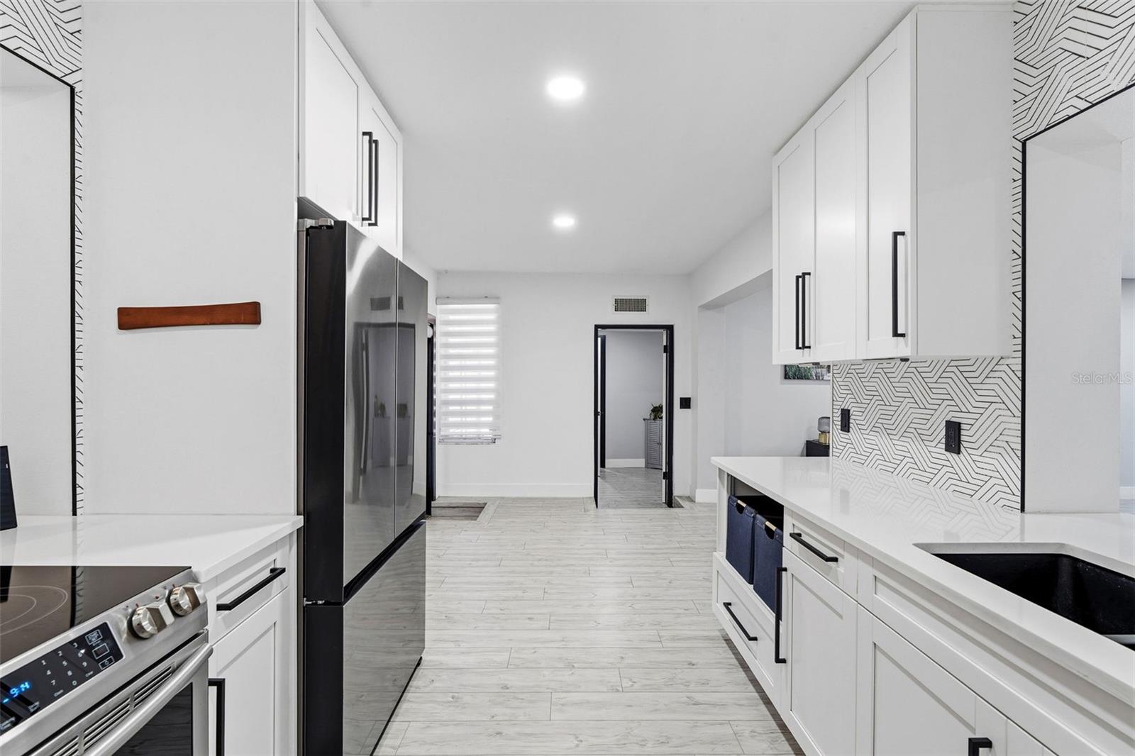 6228 7TH AVE N, ST PETERSBURG, FL, 33710