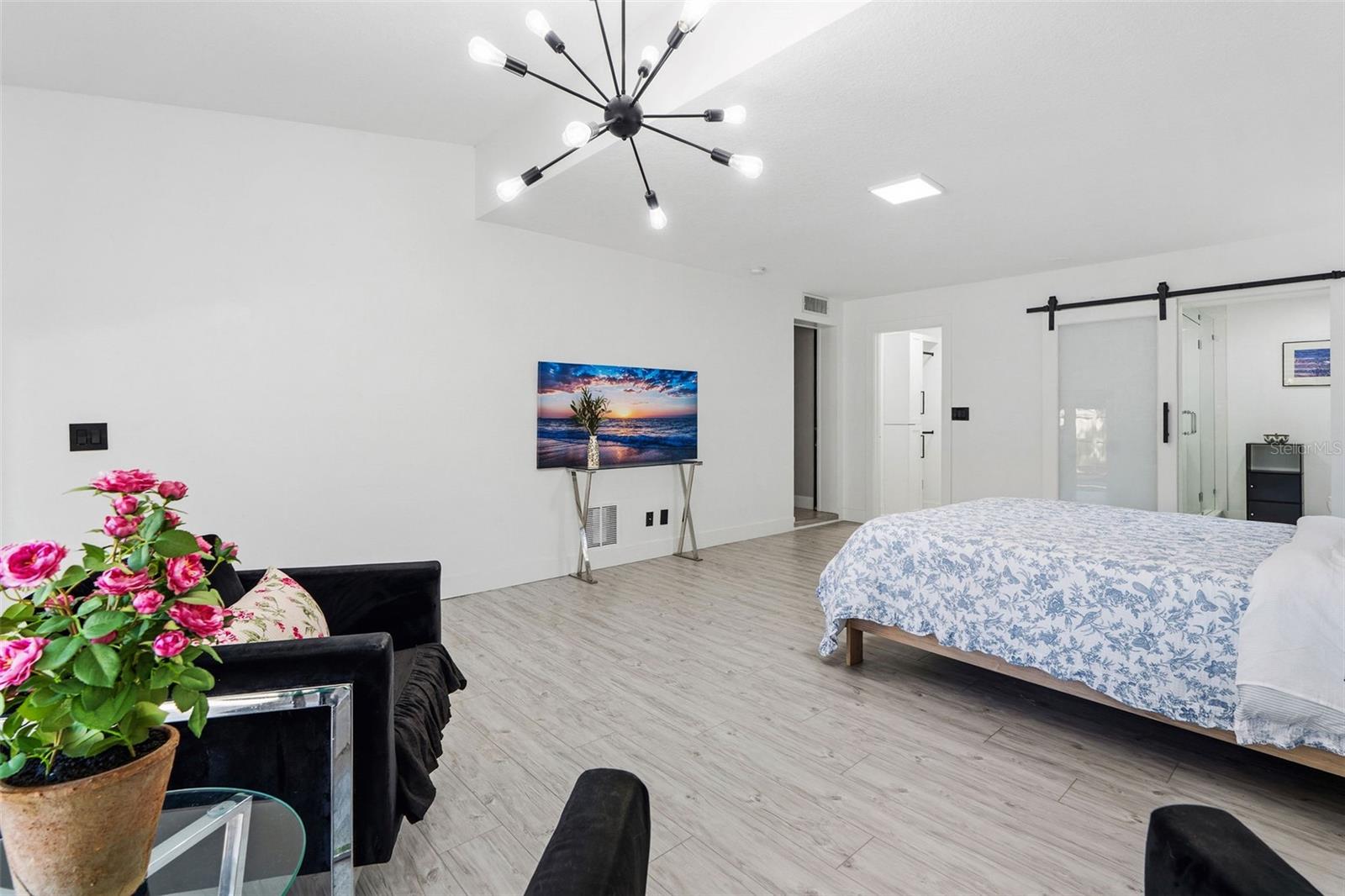 6228 7TH AVE N, ST PETERSBURG, FL, 33710