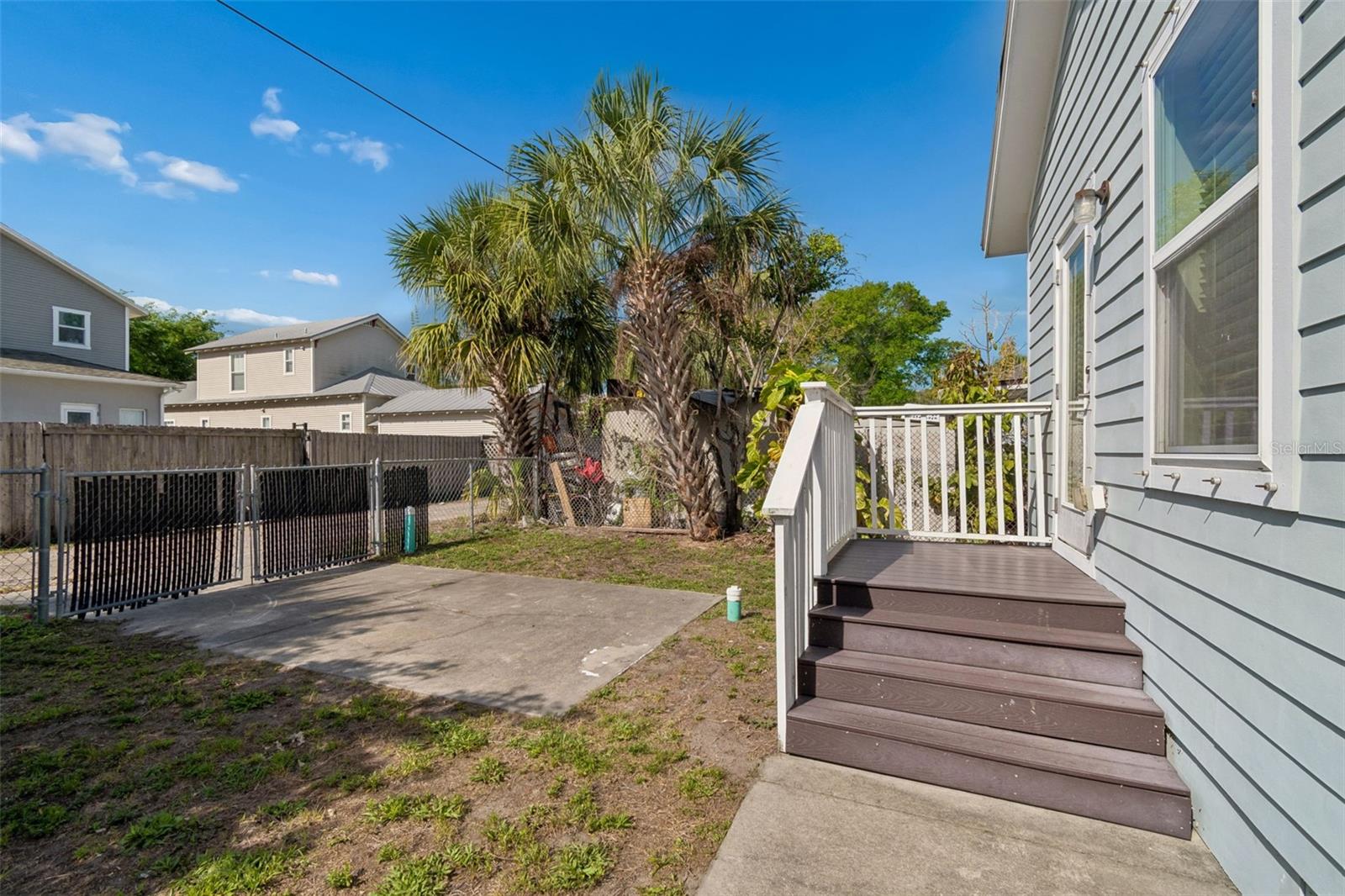 2322 W CHESTNUT ST, TAMPA, FL, 33607