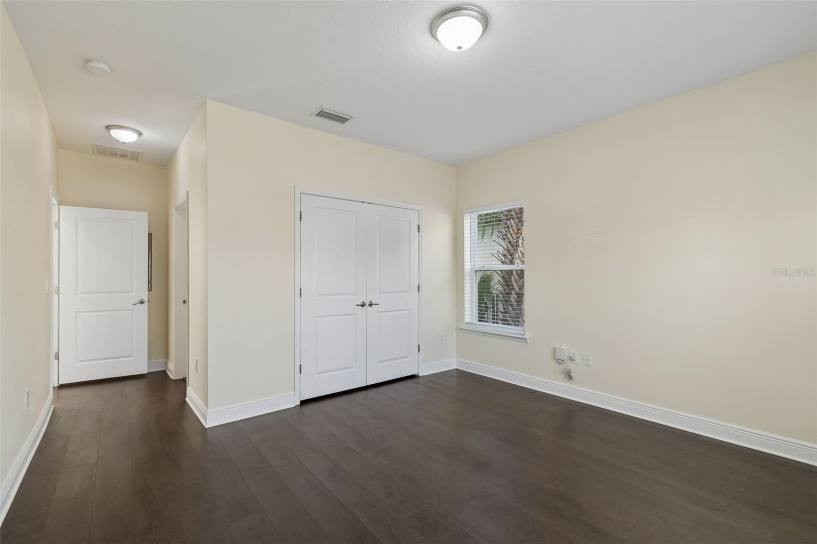 2322 W CHESTNUT ST, TAMPA, FL, 33607