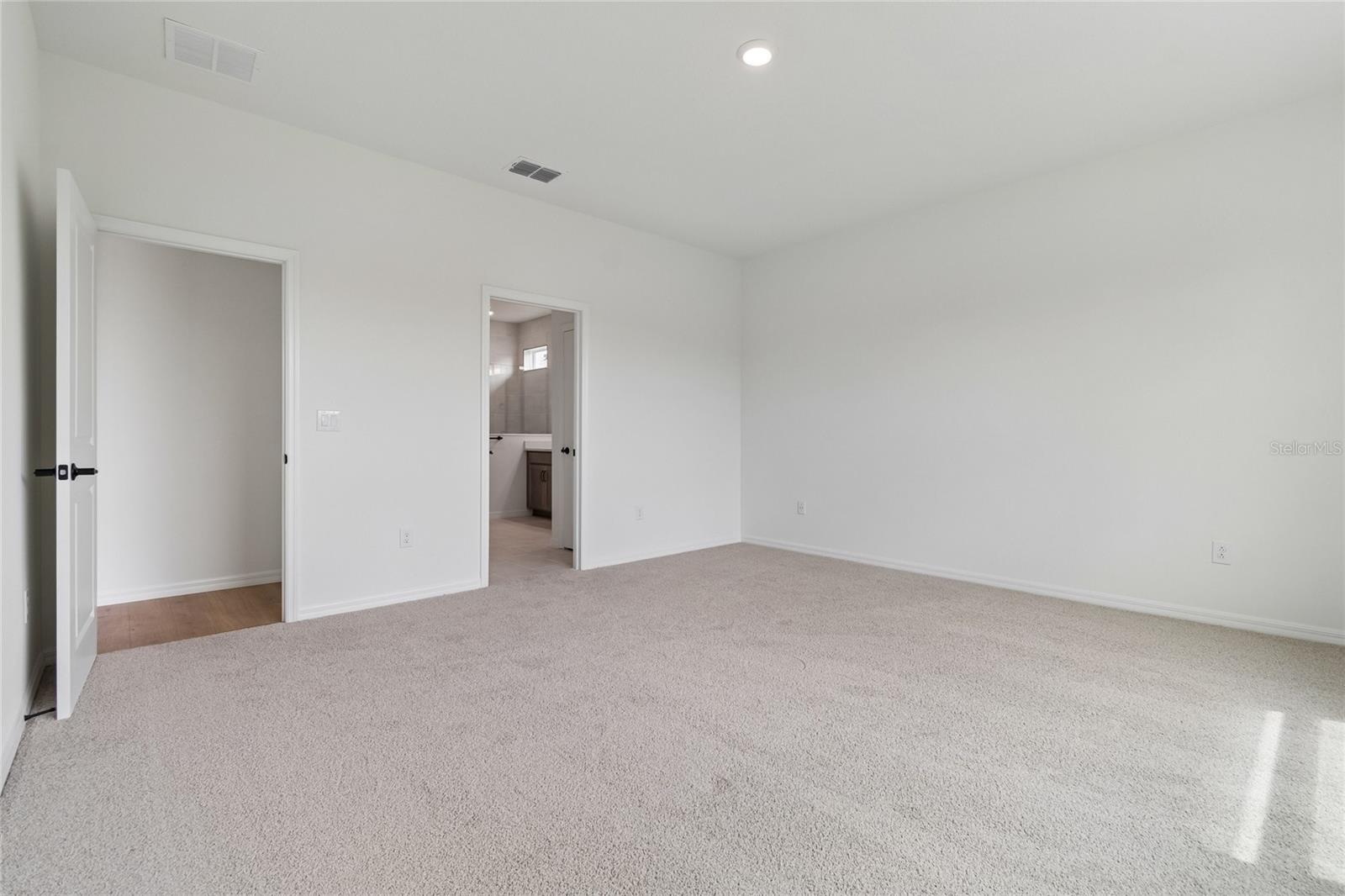 5113 CHAPEL ROW AVE, APOLLO BEACH, FL, 33572