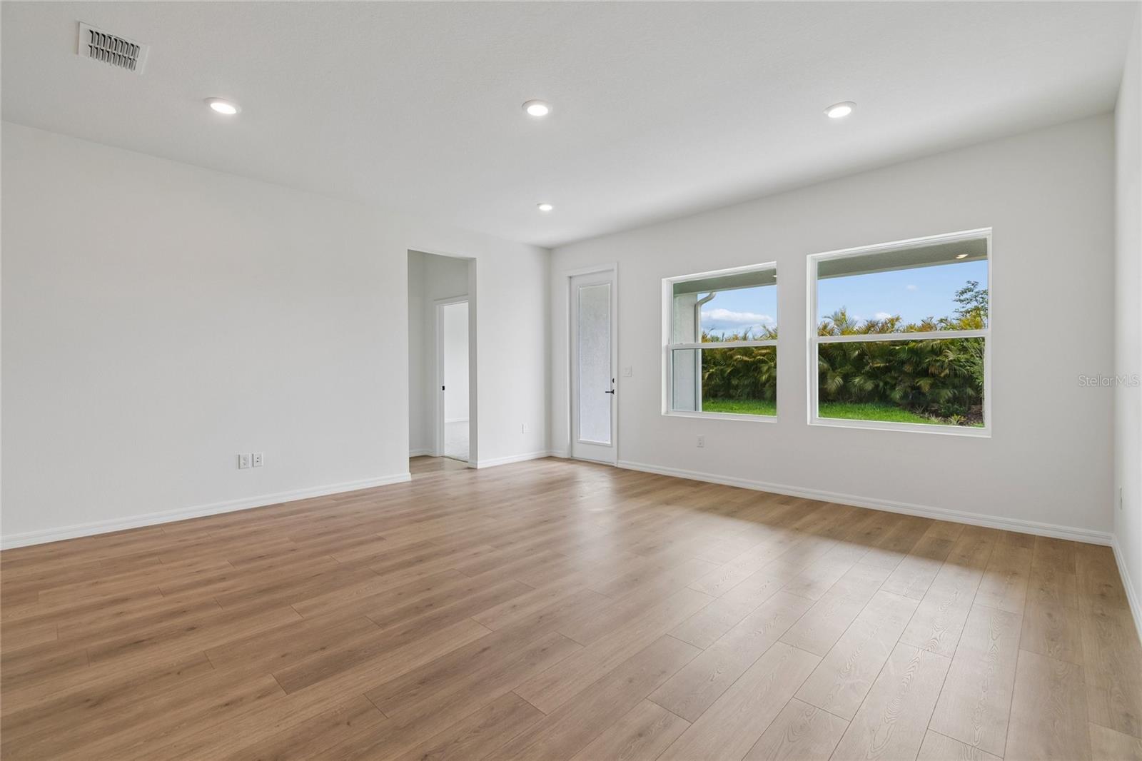 5113 CHAPEL ROW AVE, APOLLO BEACH, FL, 33572