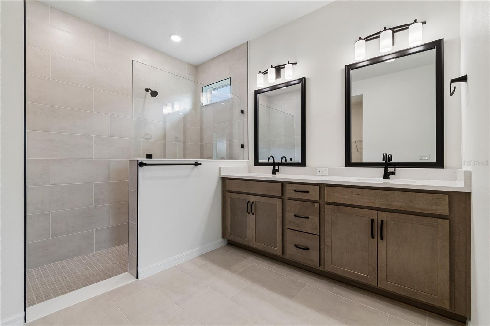 5113 CHAPEL ROW AVE, APOLLO BEACH, FL, 33572