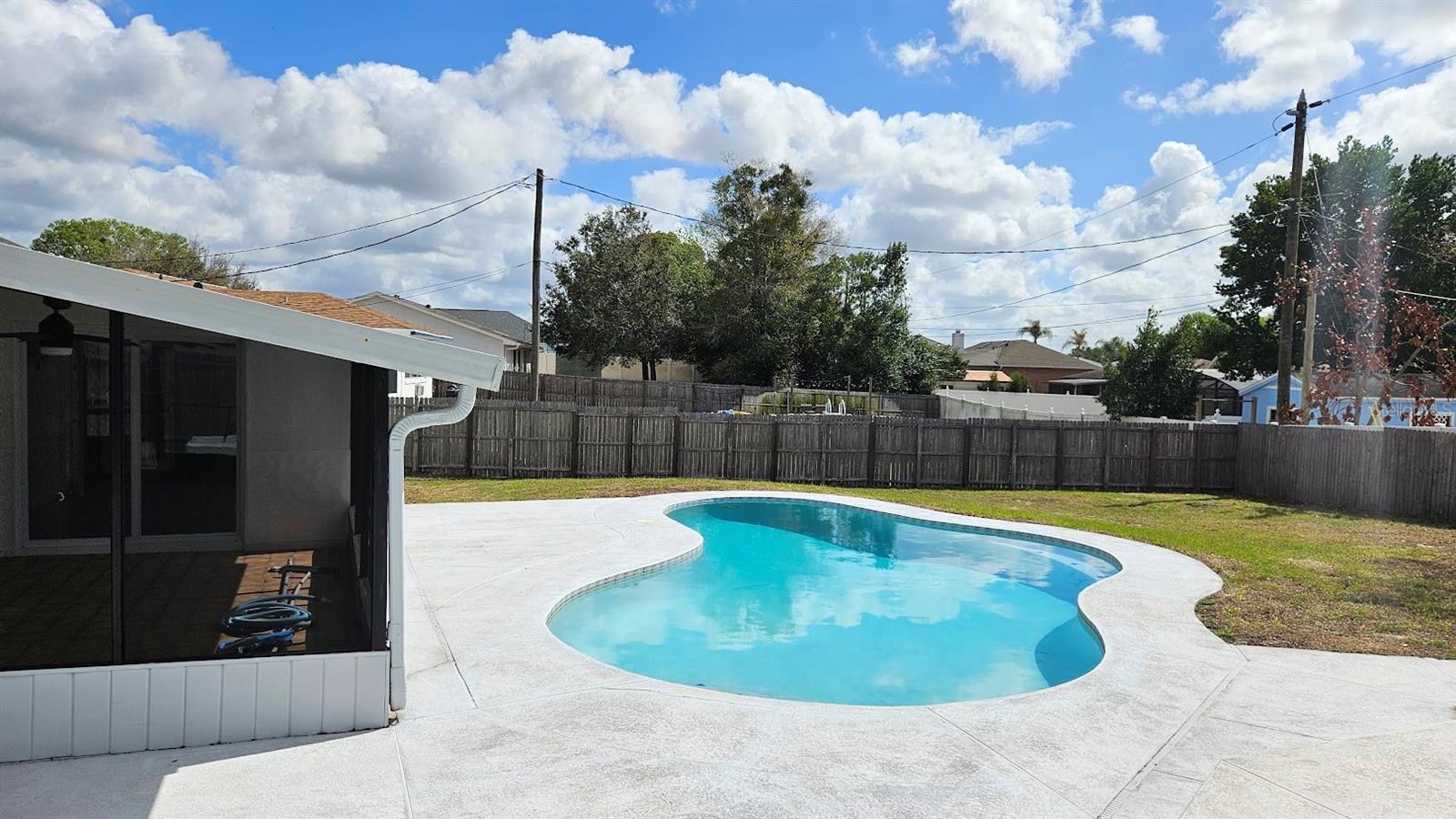 2101 ARROWHEAD AVE, DELTONA, FL, 32725