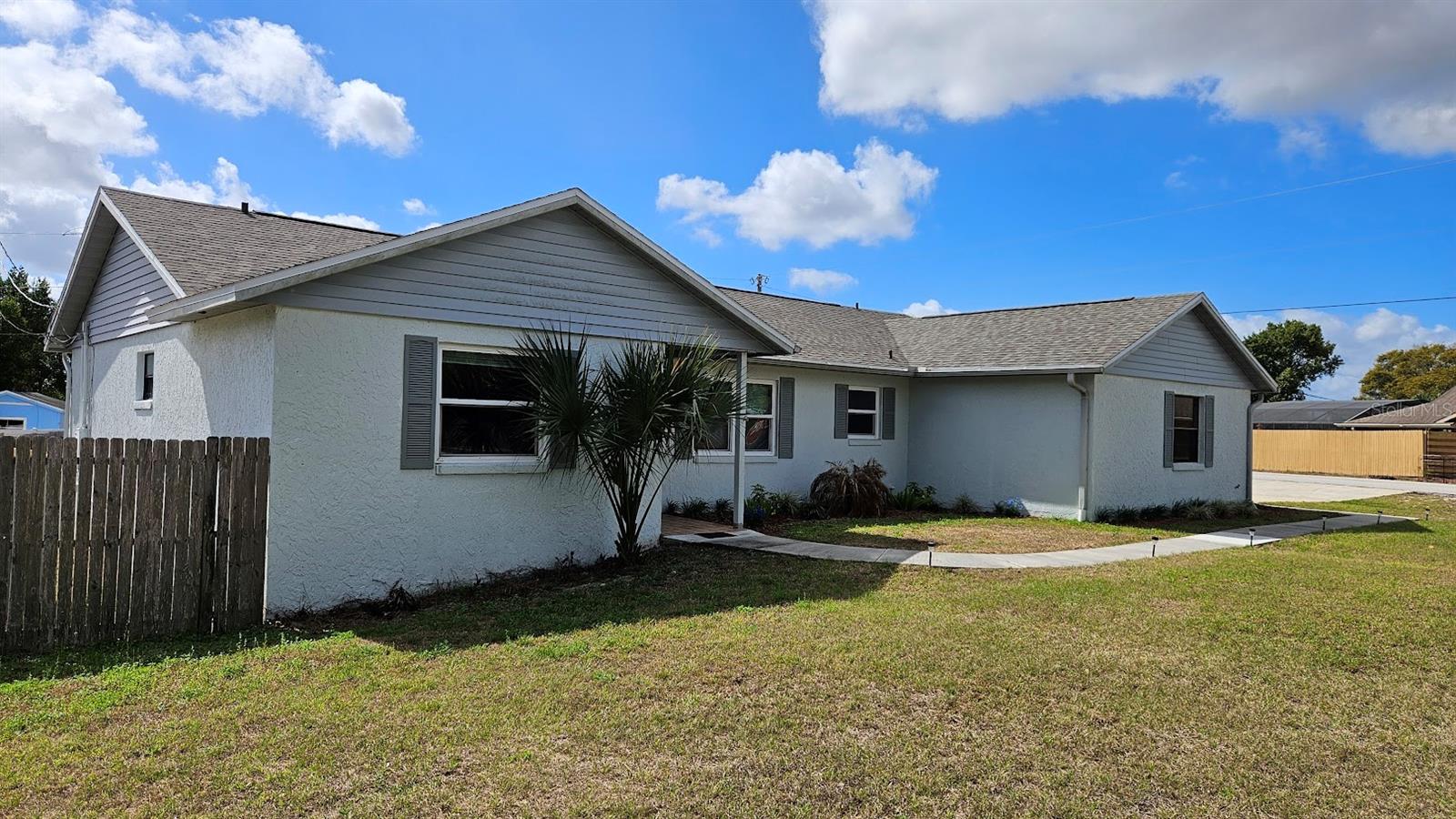2101 ARROWHEAD AVE, DELTONA, FL, 32725