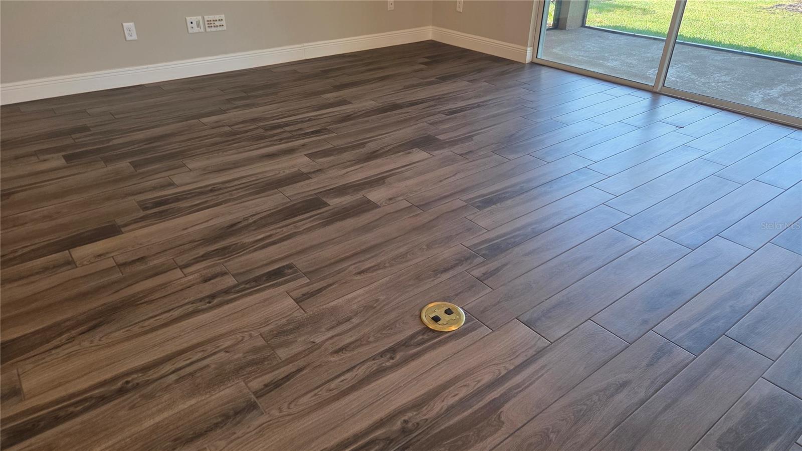 5830 SILVER SUN DR, APOLLO BEACH, FL, 33572