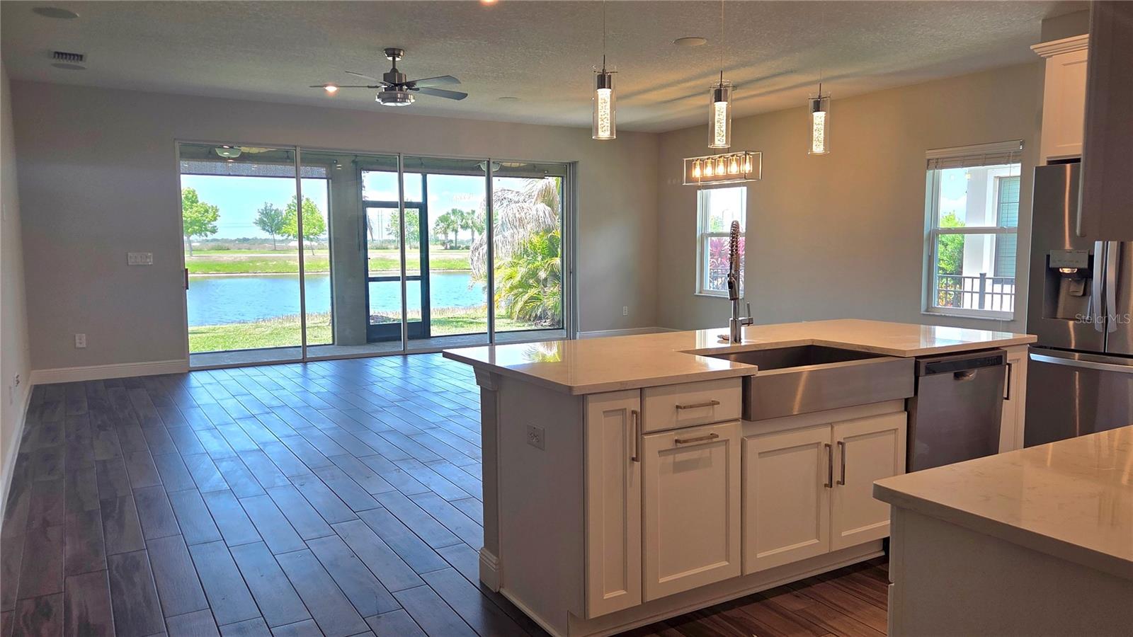 5830 SILVER SUN DR, APOLLO BEACH, FL, 33572