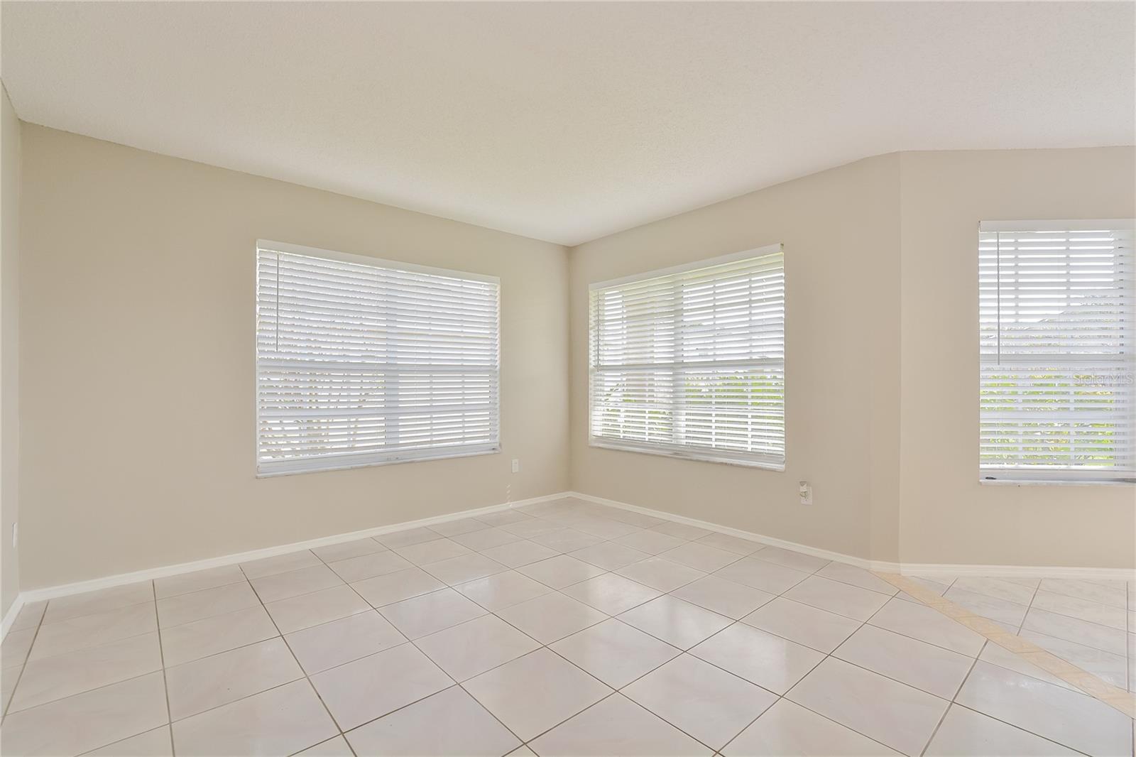 1515 WOOD VIOLET DR, ORLANDO, FL, 32824
