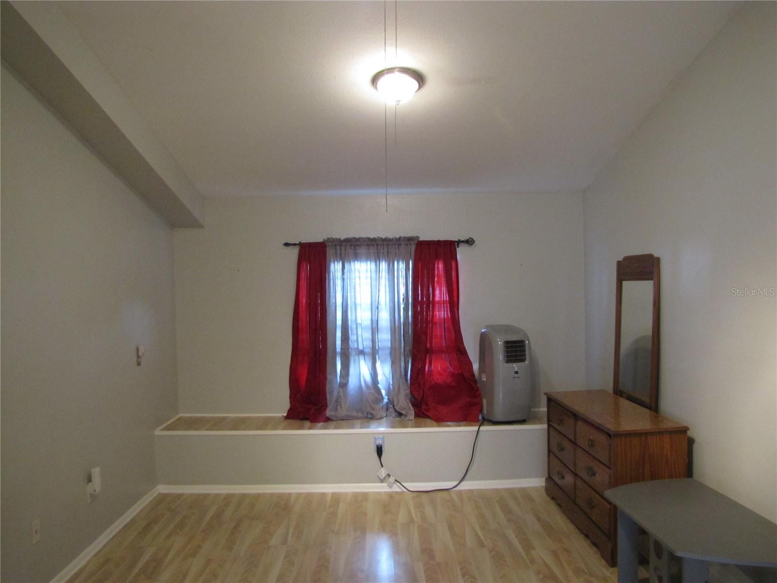 7807 N MATANZAS AVE, TAMPA, FL, 33614