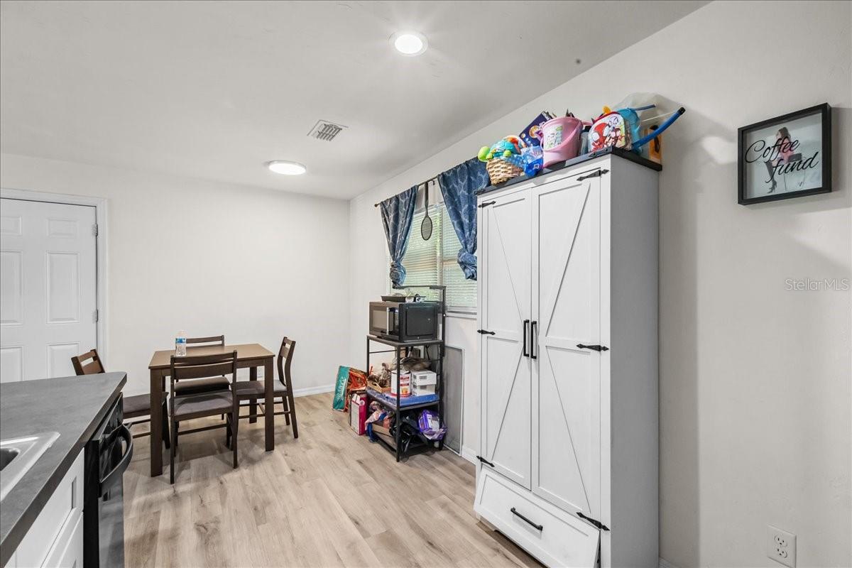 517 E MAIN ST, BRONSON, FL, 32621