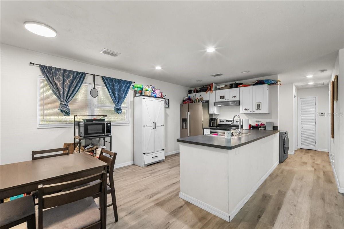 517 E MAIN ST, BRONSON, FL, 32621