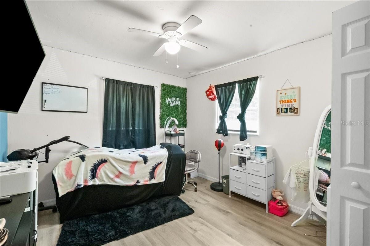 517 E MAIN ST, BRONSON, FL, 32621