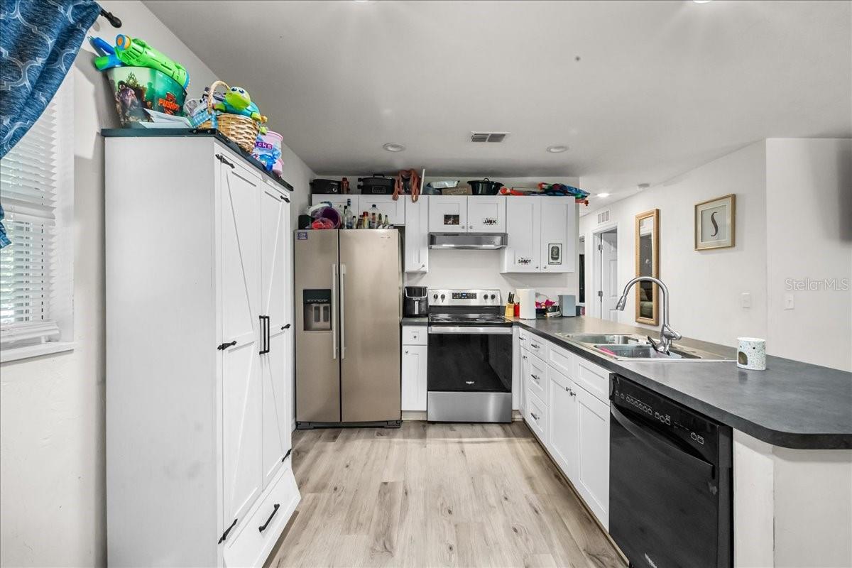517 E MAIN ST, BRONSON, FL, 32621