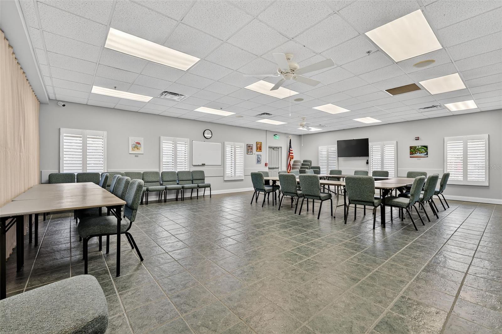 20846 QUEEN ALEXANDRA DR, LEESBURG, FL, 34748