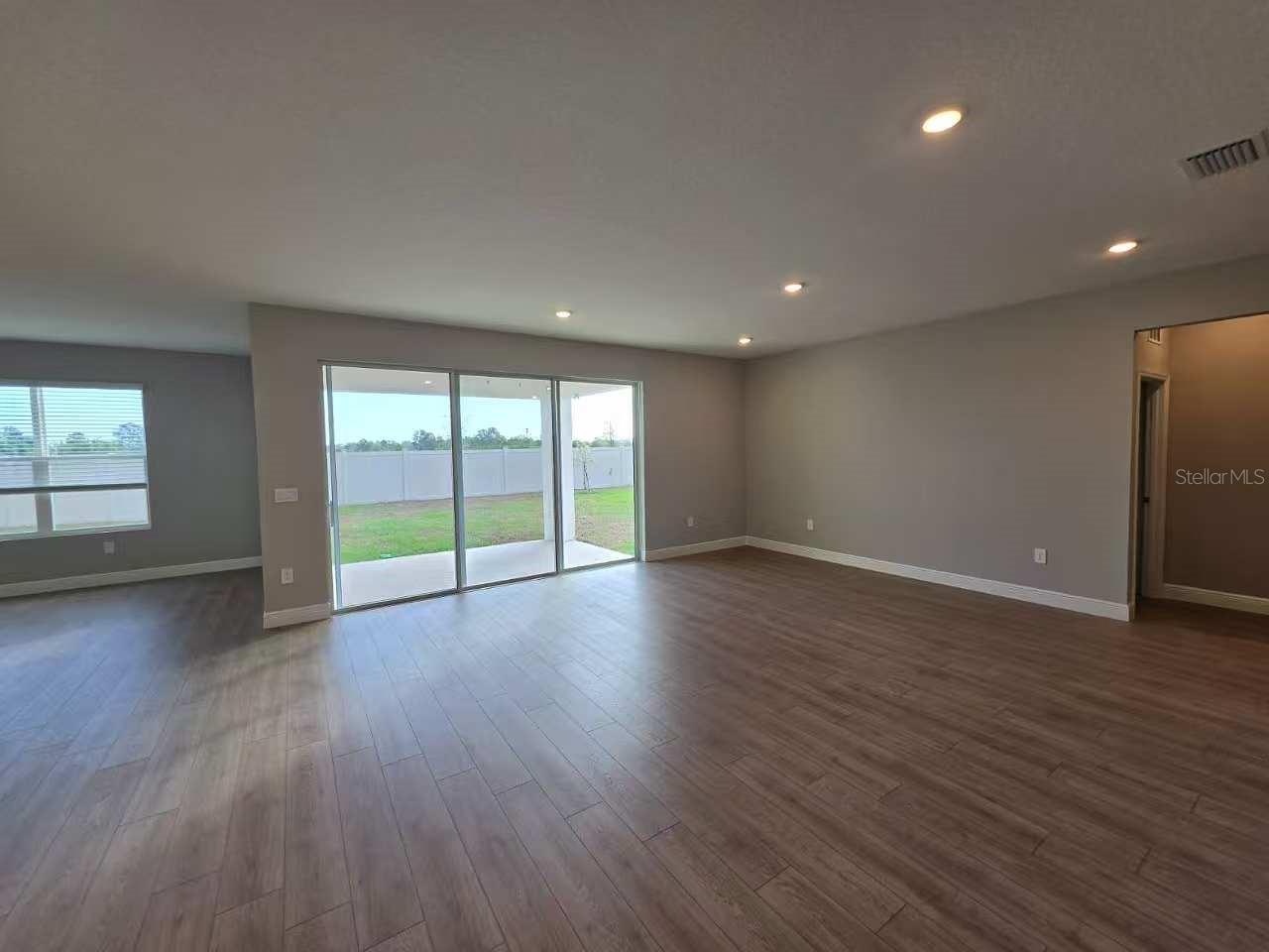 2212 SIENNA SPRUCE ST, WESLEY CHAPEL, FL, 33543