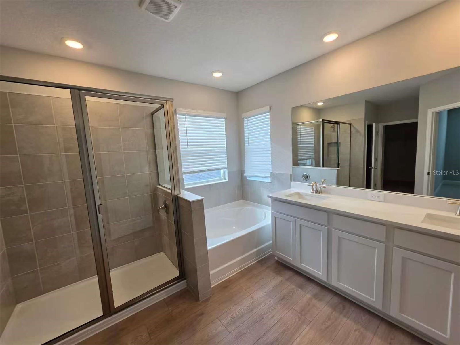 2212 SIENNA SPRUCE ST, WESLEY CHAPEL, FL, 33543