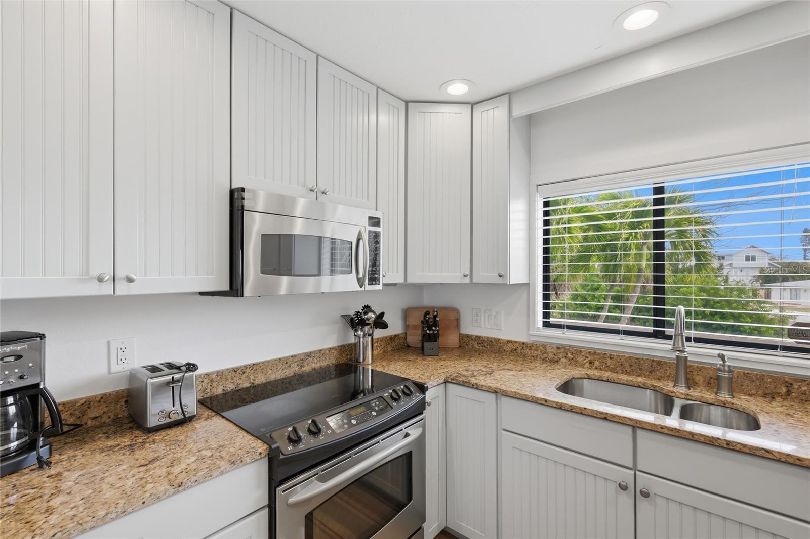 727 JACARANDA RD, ANNA MARIA, FL, 34216