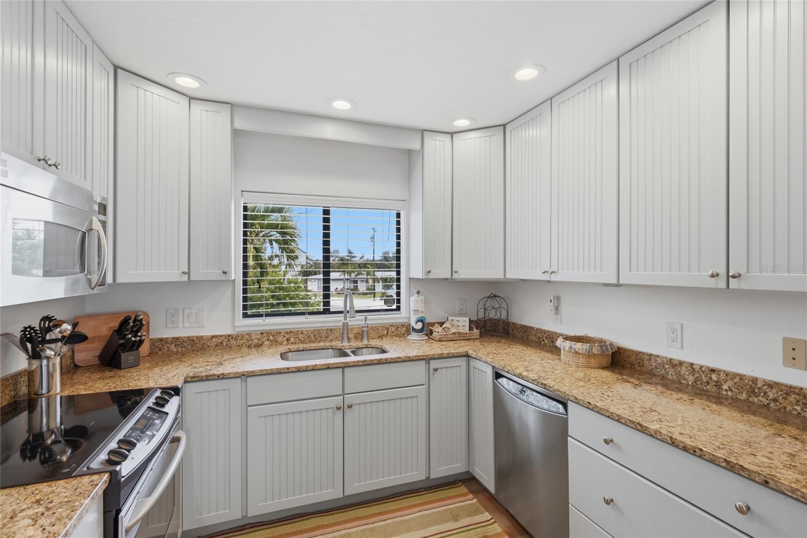 727 JACARANDA RD, ANNA MARIA, FL, 34216