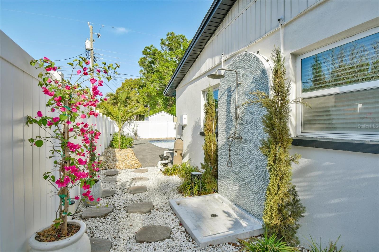 7330 17TH WAY N, ST PETERSBURG, FL, 33702