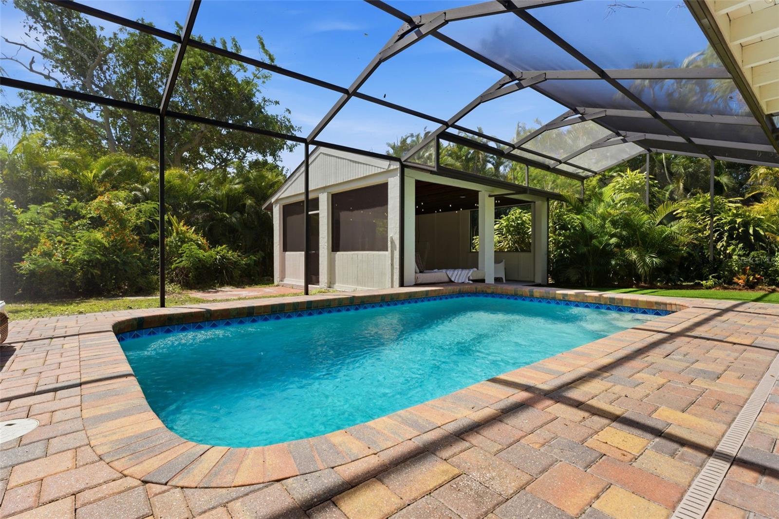 1155 FOREST DR, ENGLEWOOD, FL, 34223