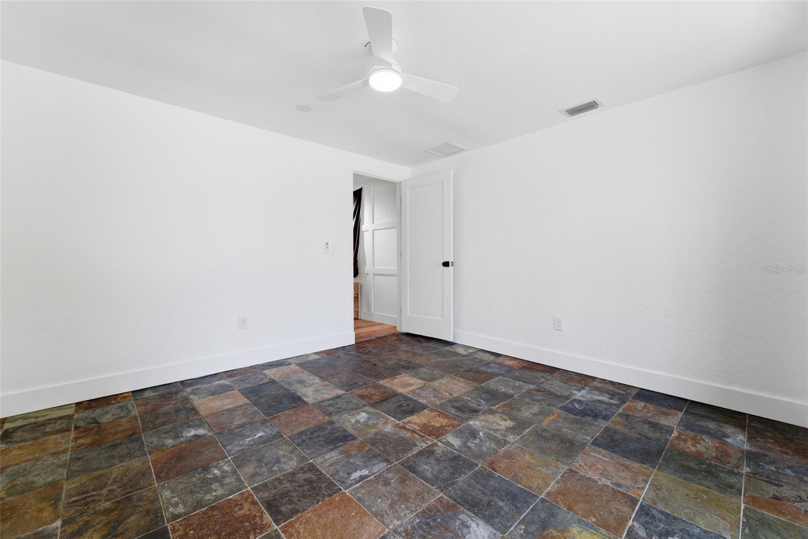 1155 FOREST DR, ENGLEWOOD, FL, 34223