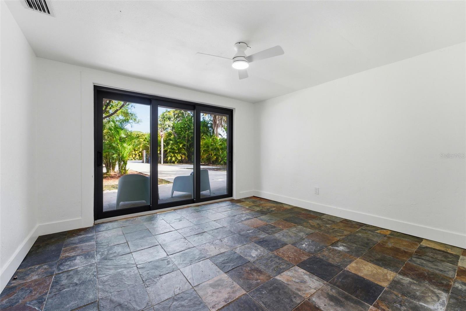 1155 FOREST DR, ENGLEWOOD, FL, 34223