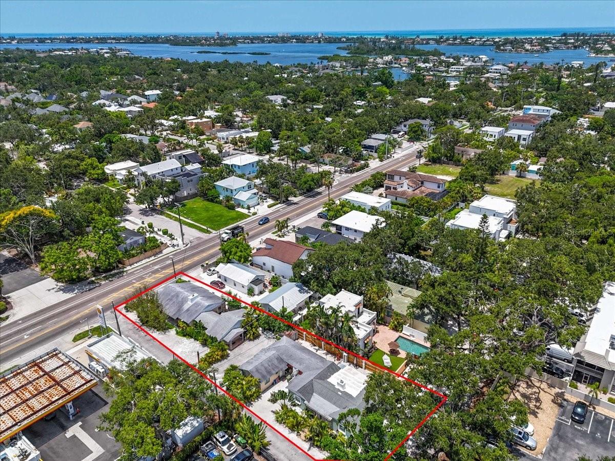 1761 SIESTA DR, SARASOTA, FL, 34239