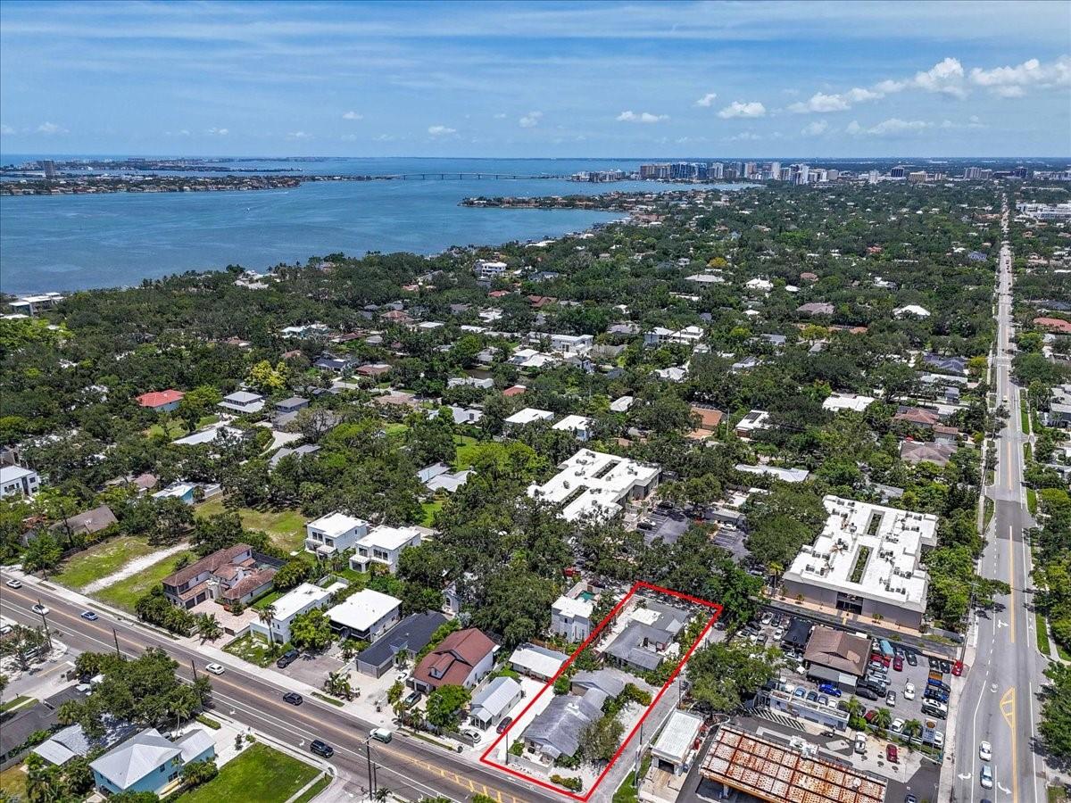 1761 SIESTA DR, SARASOTA, FL, 34239