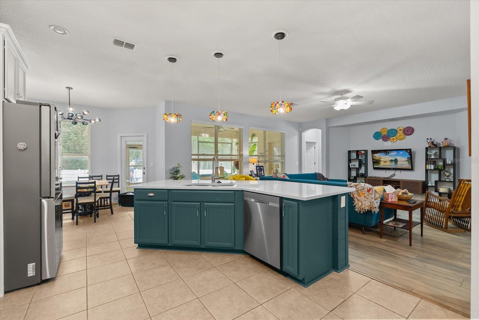 2445 PICKFORD CIR, APOPKA, FL, 32703
