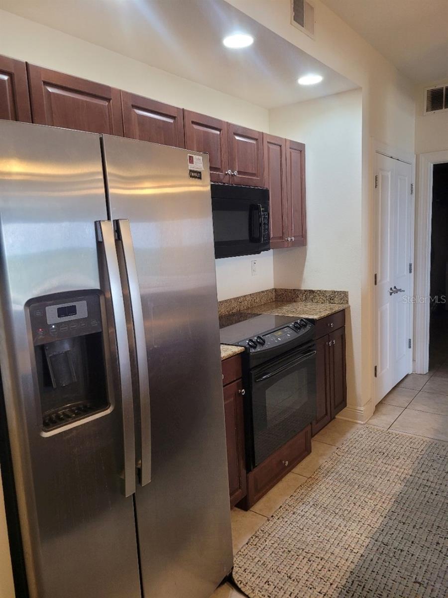 628 CLEVELAND ST #811, CLEARWATER, FL, 33755