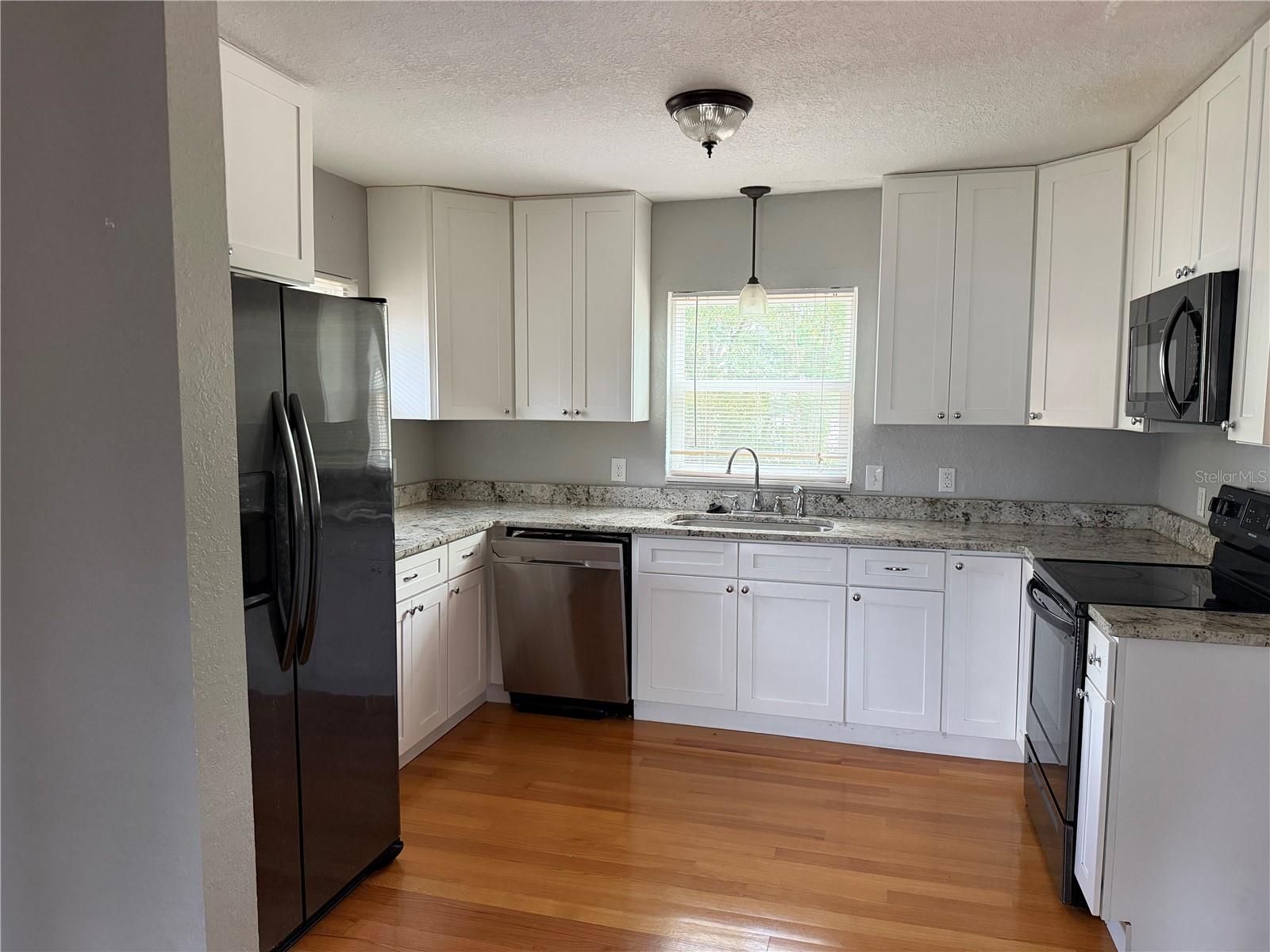 224 W LAKE AVE, AUBURNDALE, FL, 33823