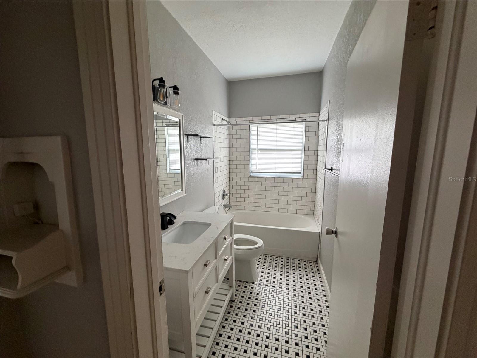 224 W LAKE AVE, AUBURNDALE, FL, 33823